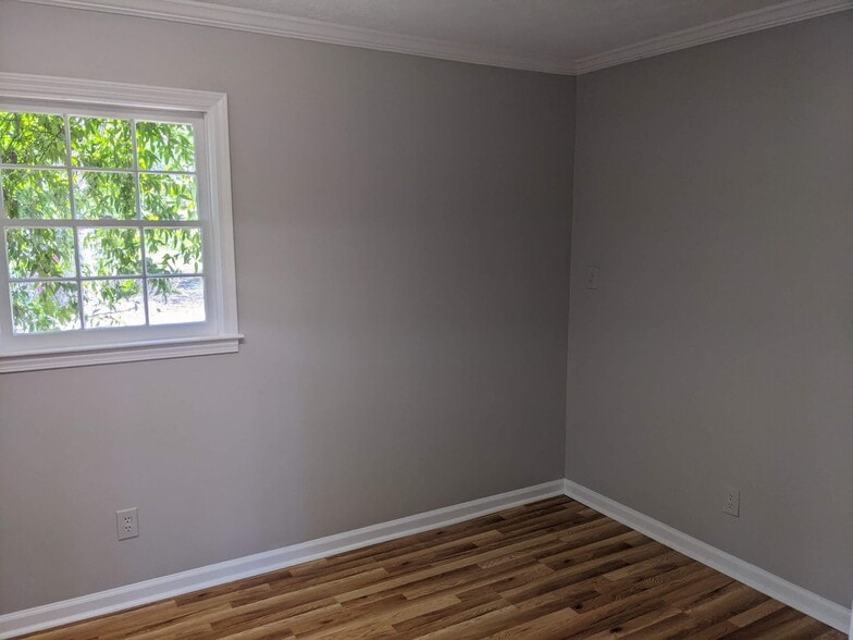 Building Photo - 6339B Gaines Ferry Rd