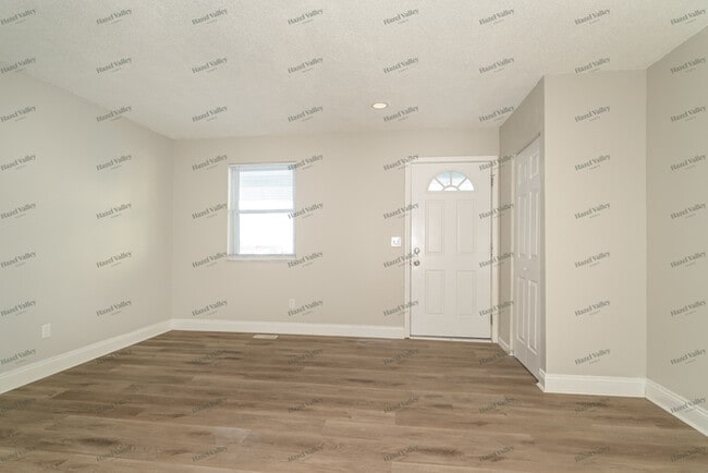 Building Photo - 2632 Falcons Way