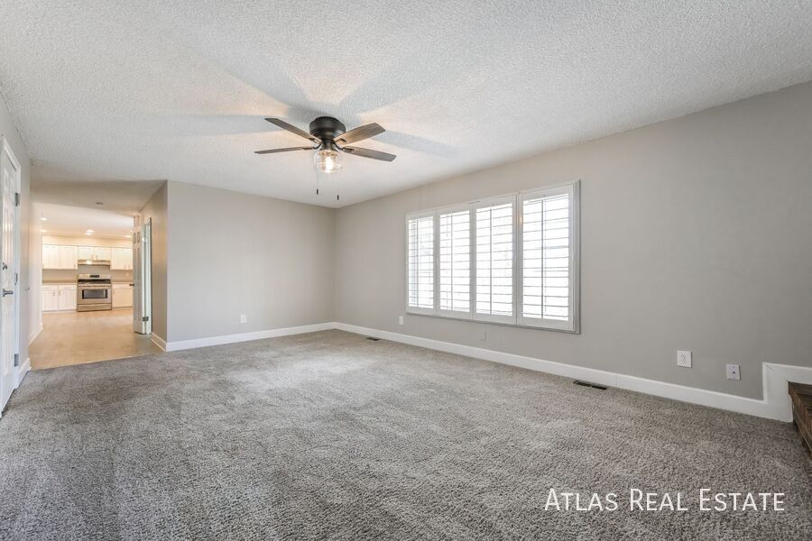 Building Photo - 17327 E Asbury Cir