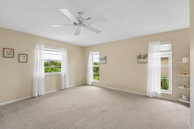 Building Photo - 1080 Mahogany Way