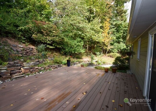 Building Photo - 981 Limekiln Rd