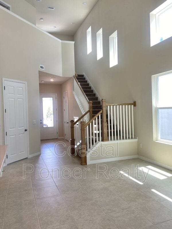 Building Photo - 28613 Cozy Creek Dr