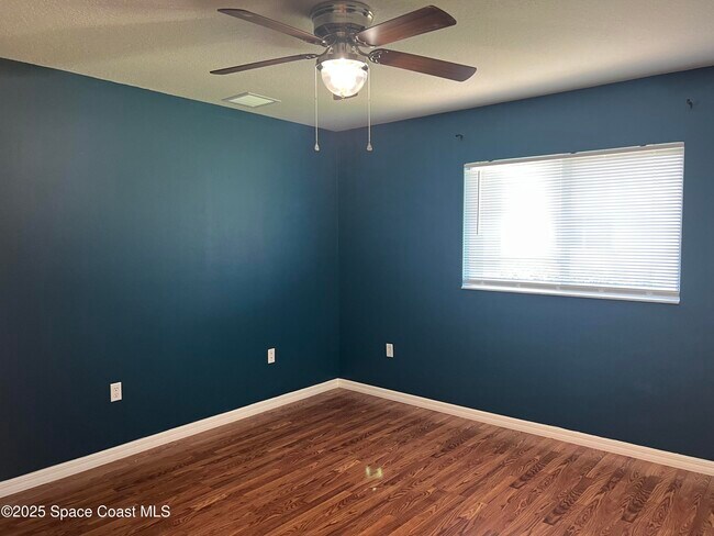 Building Photo - 1536 Grand Isle Blvd