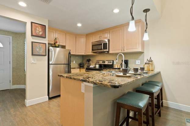 Building Photo - 3401 54th Dr W