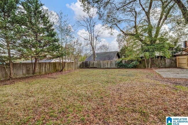 Building Photo - 609 Cobb St