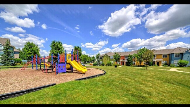 Building Photo - 2611 St Albans Cir