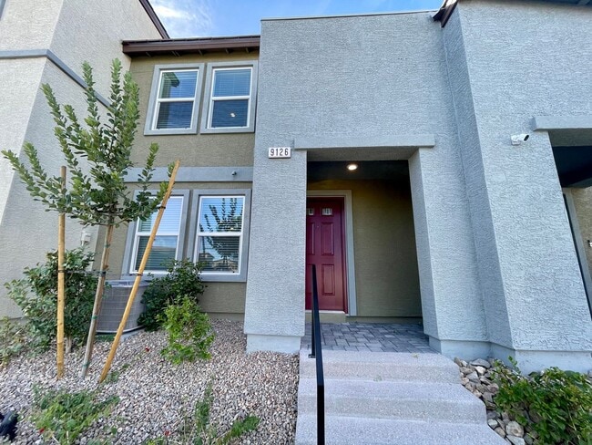 Building Photo - Wonderful 2-story, 3-bed, 2.5-bath home