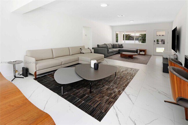 Building Photo - 2135 Arch Creek Dr