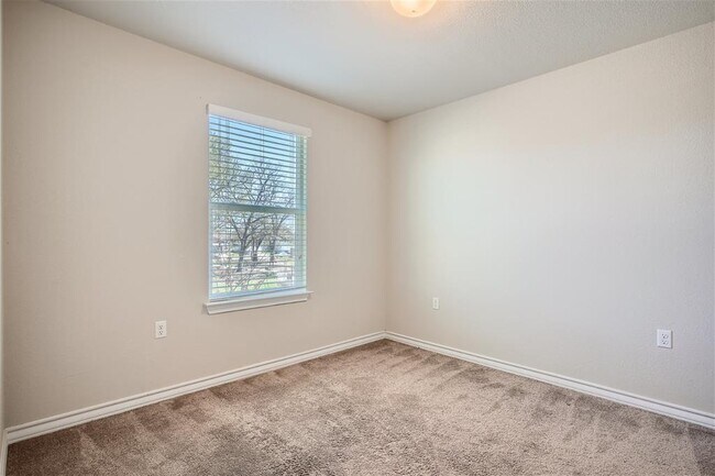 Building Photo - 1604 Los Olivios Wy