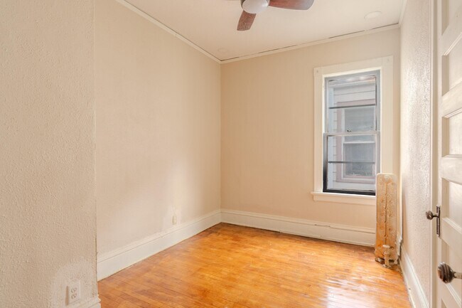 Building Photo - 1148 N 33rd St