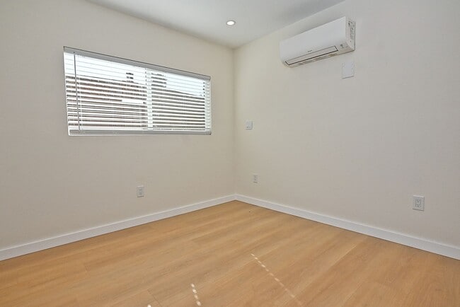 Building Photo - Stunning Brand-New 2BR/2BA Private ADU – Union City