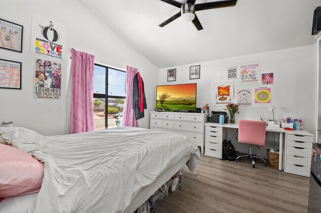 Building Photo - 5318 Redding Rd