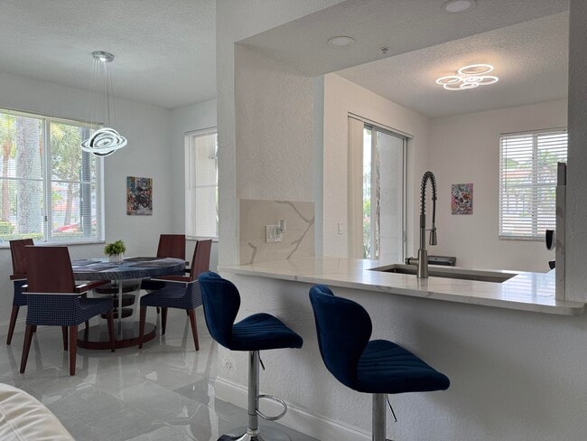 Building Photo - 11024 Legacy Dr