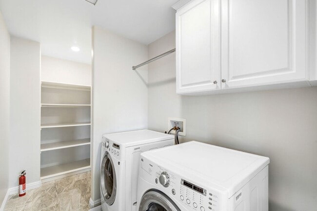 Building Photo - Modern 4-Bedroom Mira Loma Home with Designer Finishes & Open Floor Plan for Lease!