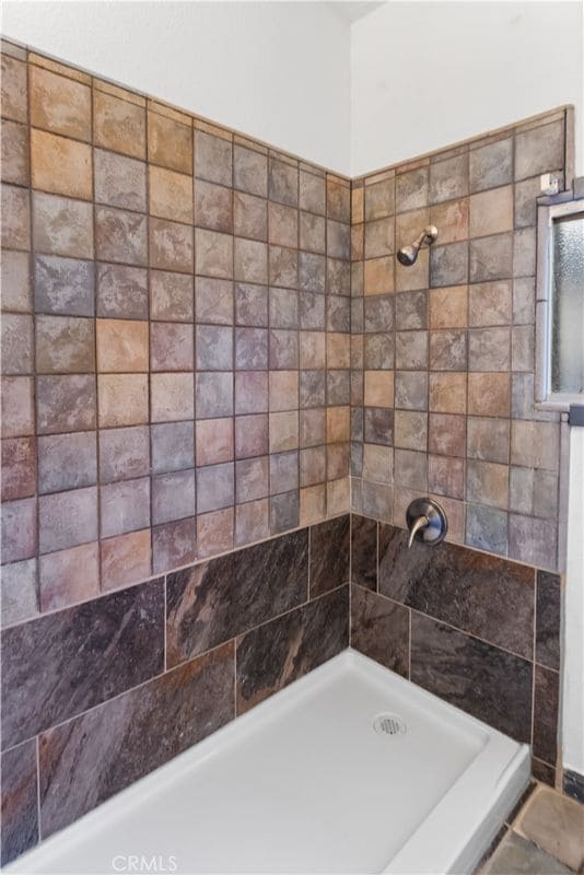 Building Photo - 77 E Main St