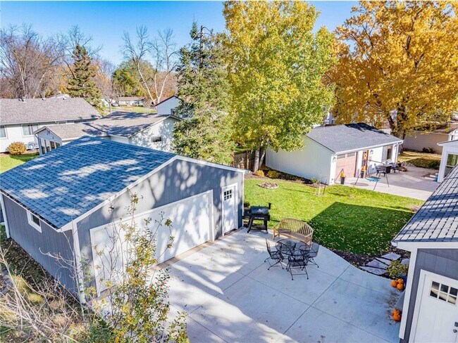 Building Photo - 112514 E Washington Ln