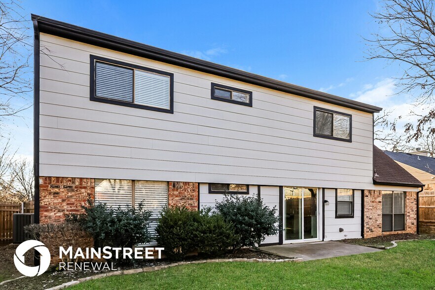 Building Photo - 309 Deacon Dr