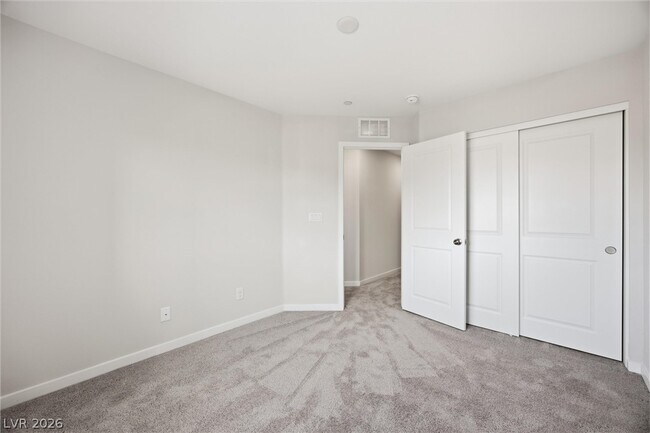 Building Photo - 872 Angwin Ln