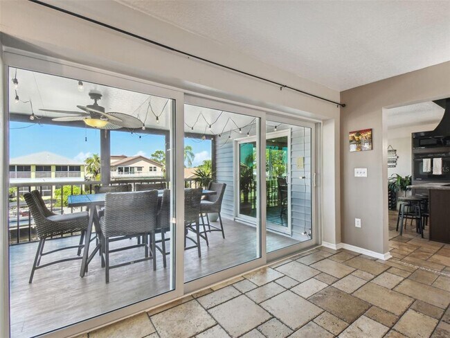 Building Photo - 6241 Bayside Dr