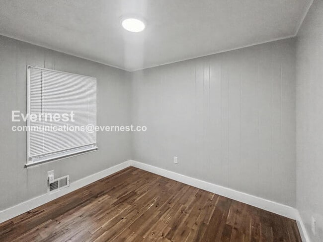 Building Photo - 1244 Calhoun Ave