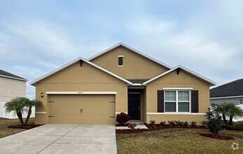 Building Photo - Modern 3 bed/2 bath home with brand-new fl...