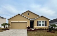 Building Photo - Modern 4 bed/2 bath home with brand-new fl...