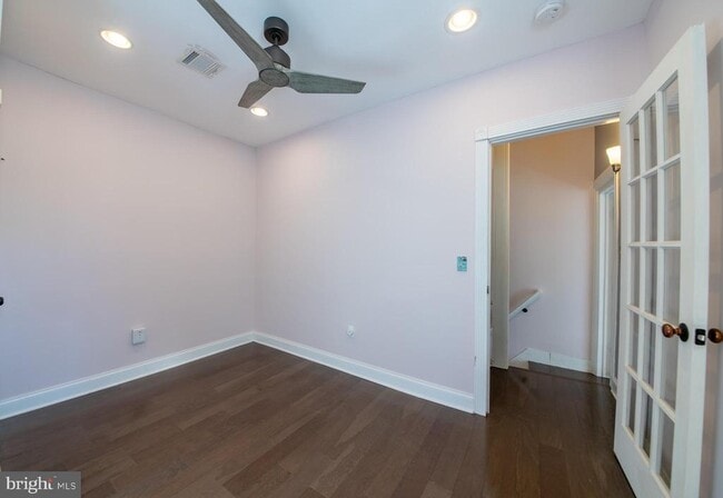 Building Photo - 35 Delaware Ave