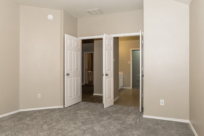 Building Photo - 7407 Blossommist Ln