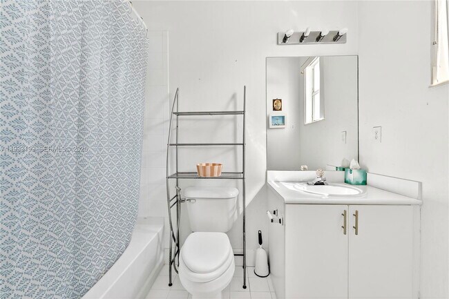 Building Photo - 10934 SW 247th Ter