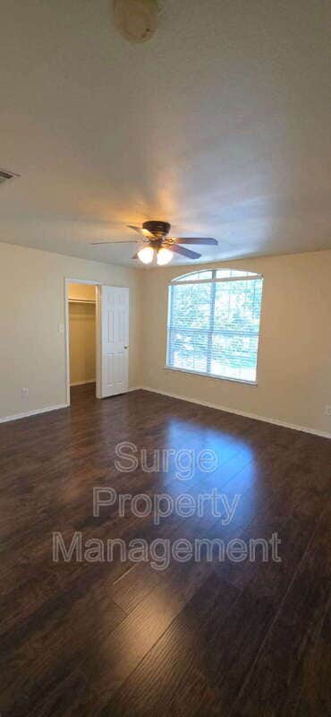 Building Photo - 312 Dover Heights Trail