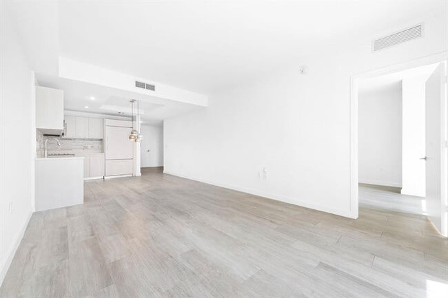 Building Photo - 55 SW 9th St