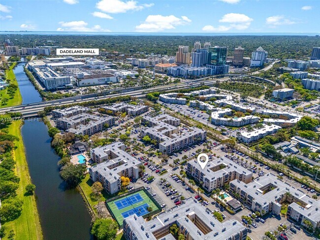 Building Photo - 7765 SW 86th St