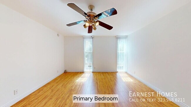 Building Photo - 4915 Tyrone Ave