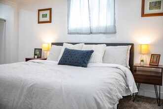 Building Photo - 9949 E Sego Lily Dr