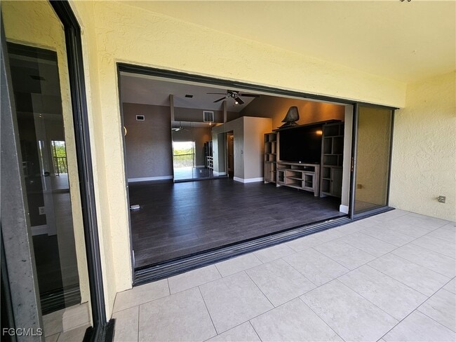 Building Photo - 7125 Lakeridge Ct