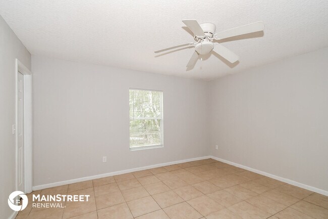 Building Photo - 2115 5th Ave