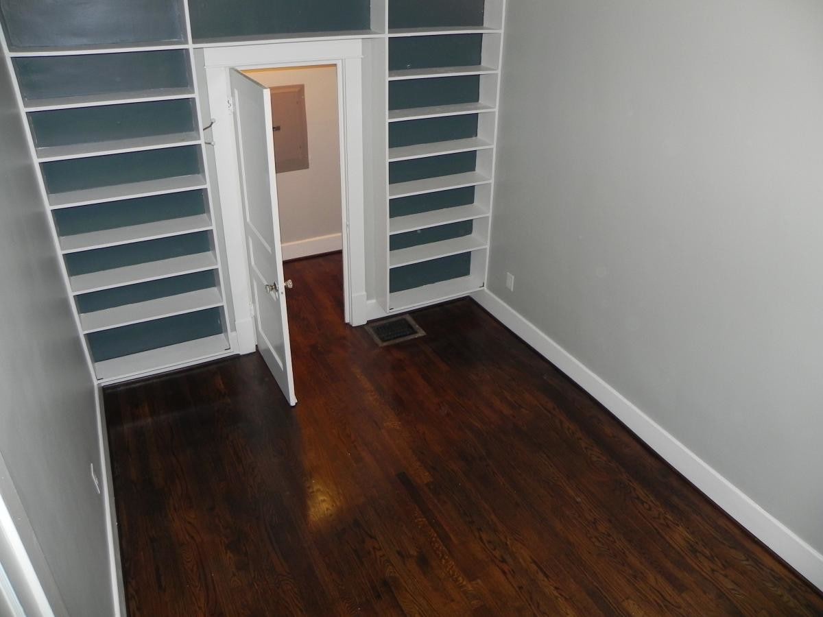 Bedroom2 LibraryRoom - 1509 17th Ave S