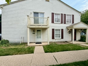 Building Photo - 2802 Stoney Ridge Dr