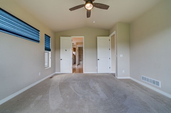 Building Photo - 15838 Long Valley Dr