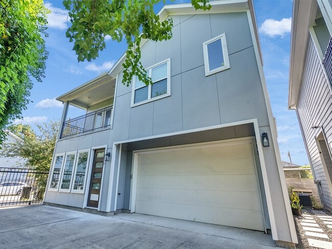 Building Photo - 1118 Bunton St