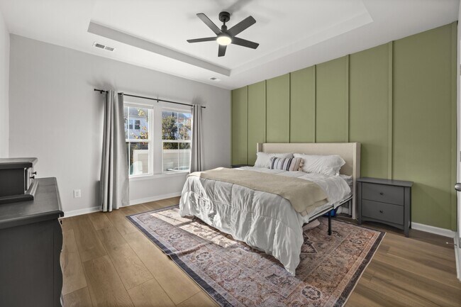 Building Photo - 119 Holloway Hl