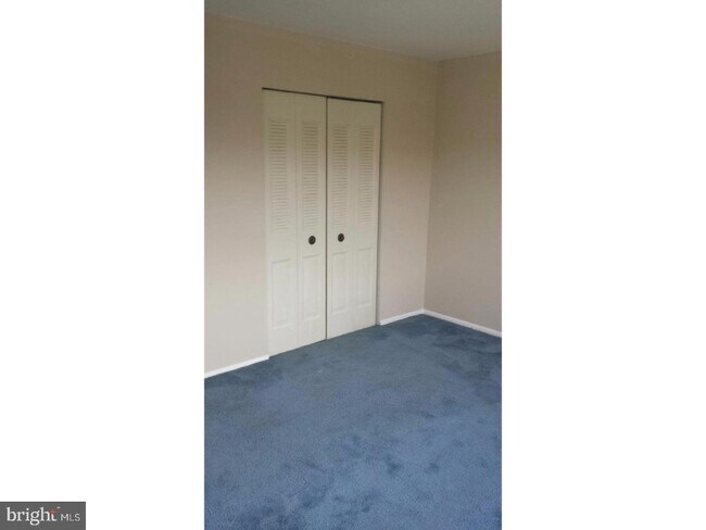 Building Photo - 35 Florence Tollgate