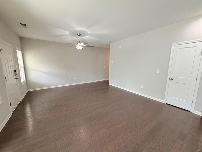 Building Photo - 1769 Sanford Dr