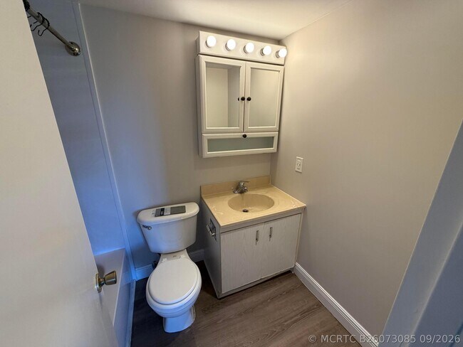 Building Photo - 4089 Wolverton E