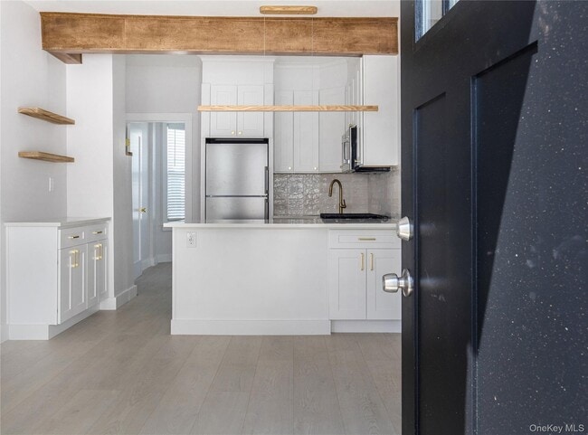 Building Photo - 46 Park Ave