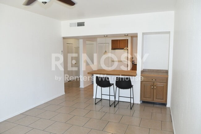 Building Photo - Ideal Remodeled 1 Br 1 Ba Condo Near 3rd St and Thomas in Central Phoenix