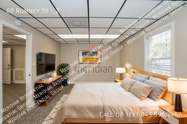 Building Photo - 60 Romney St