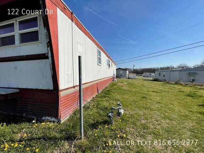 Building Photo - 122 Court Dr