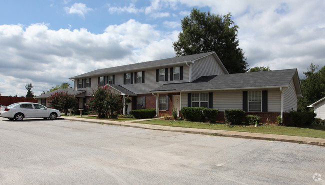 Building Photo - Brookshire Apartments