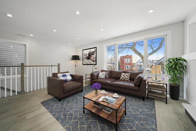 Building Photo - 4222 N Bernard St